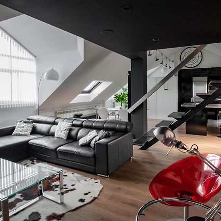 Oktheway Loft Maestranza Apartment โอโกรูญา ภายนอก รูปภาพ