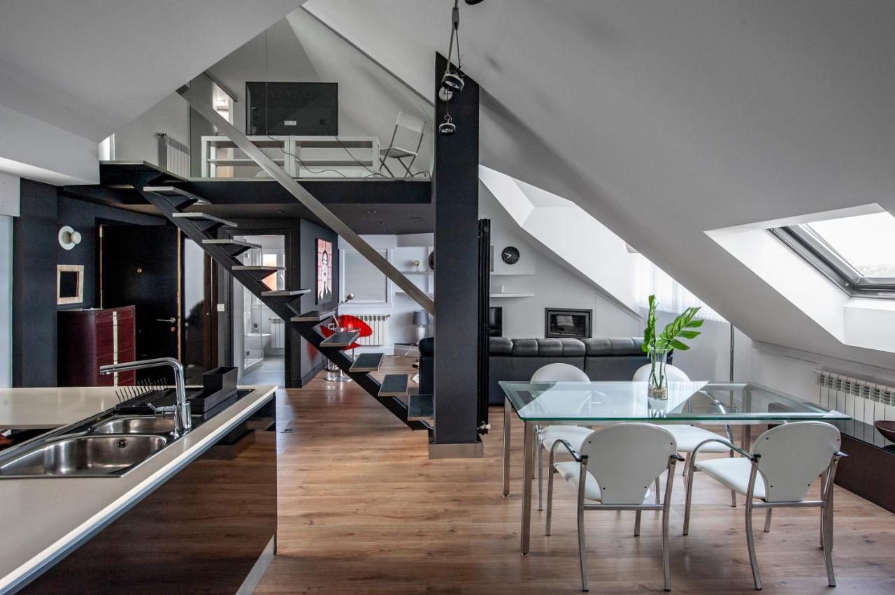 Oktheway Loft Maestranza Apartment โอโกรูญา ภายนอก รูปภาพ
